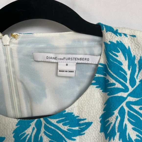 NWOT 🆕 DIANE VON FURSTENBERG Blue Floral Print Dress - Picture 5 of 7